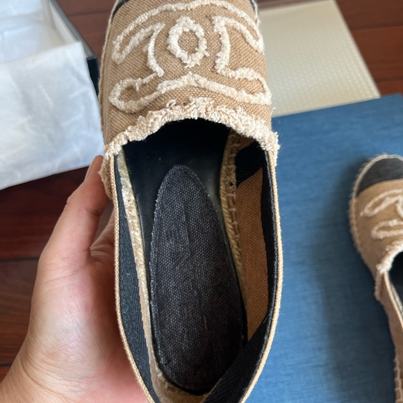 Chanel Espadrilles (PRICE FIRM❤️) - Picture 14 of 15